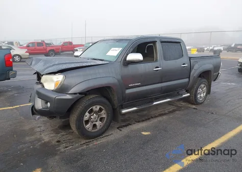 2014 Toyota Tacoma Prerunner V6 z USA, uszkodzony, nr VIN 3TMJU4GN8EM162254